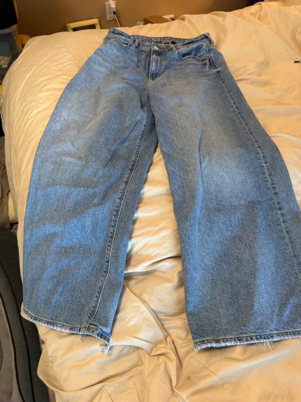 American Eagle Outfitters light blue denim jeans. Super high raise, ultra wide l
